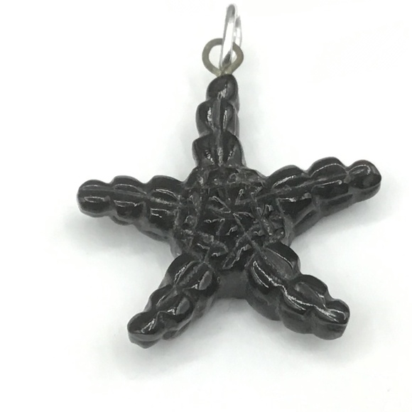 Black Coral Starfish Pendant. - Picture 1 of 4